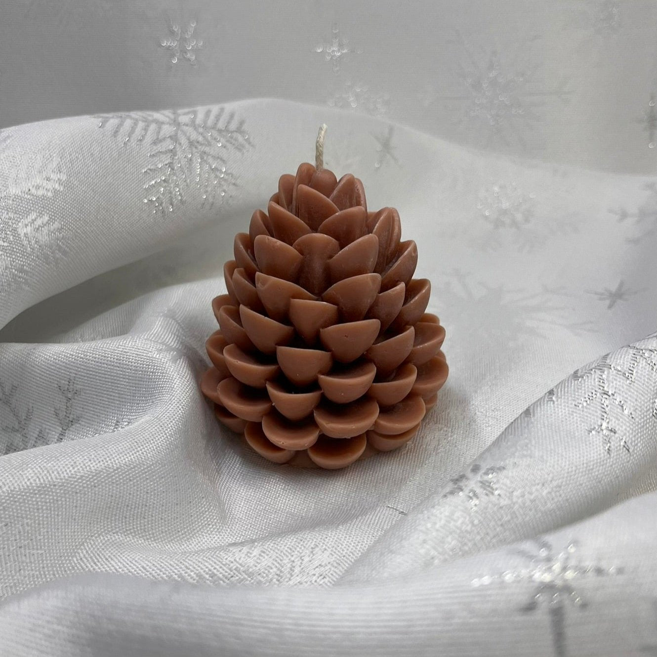 Pine Cone - 105g zapach leśny